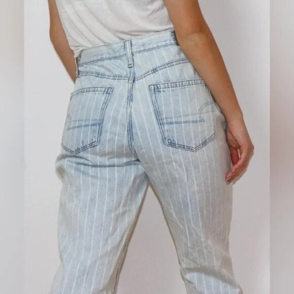 American Eagle Women's Regular Fit Light Blue Pinstripe Jeans Size 4 100% Cotton - Picture 2 of 9